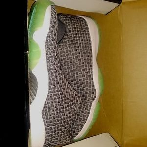 Jordan future low (wolf grey)